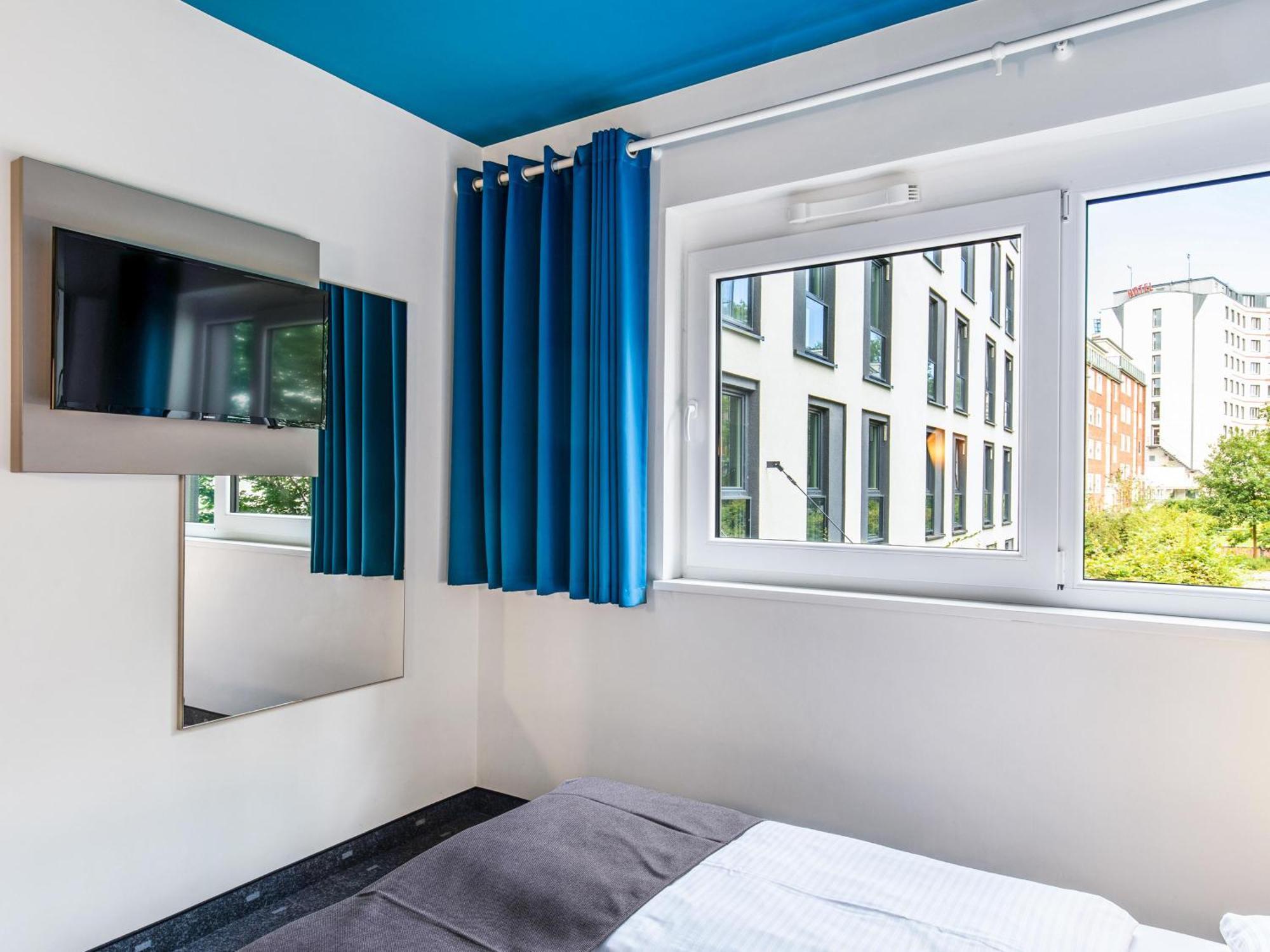 B&B Hotel Hamburg City-Ost Exterior photo